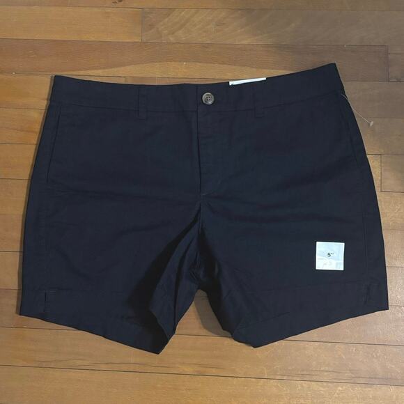 Old Navy Pants - NEW Old Navy Size 12 Everyday Chino Shorts 5” Inseam Navy Blue